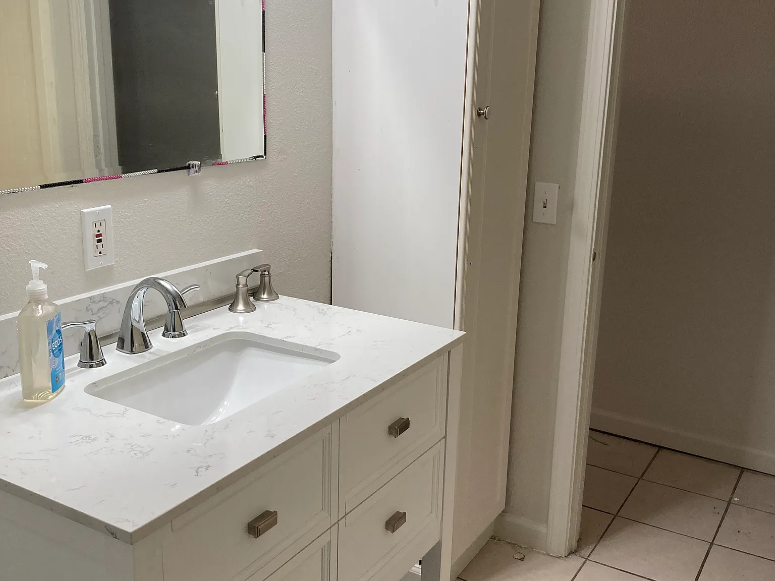 1 bed, 640 sqft, $1,100 — Photo 3