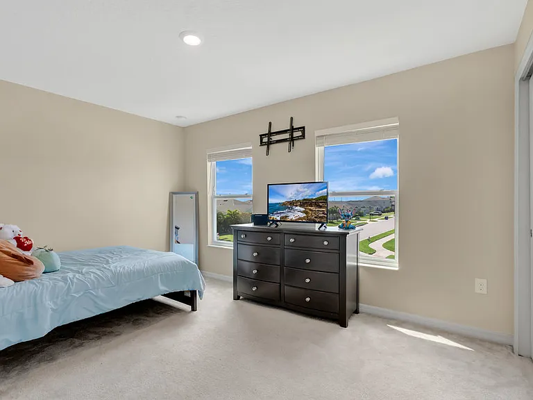 4894 Knoll Ln — Photo 11