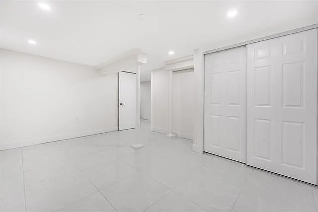 704 Palisade Ave #B — Photo 8