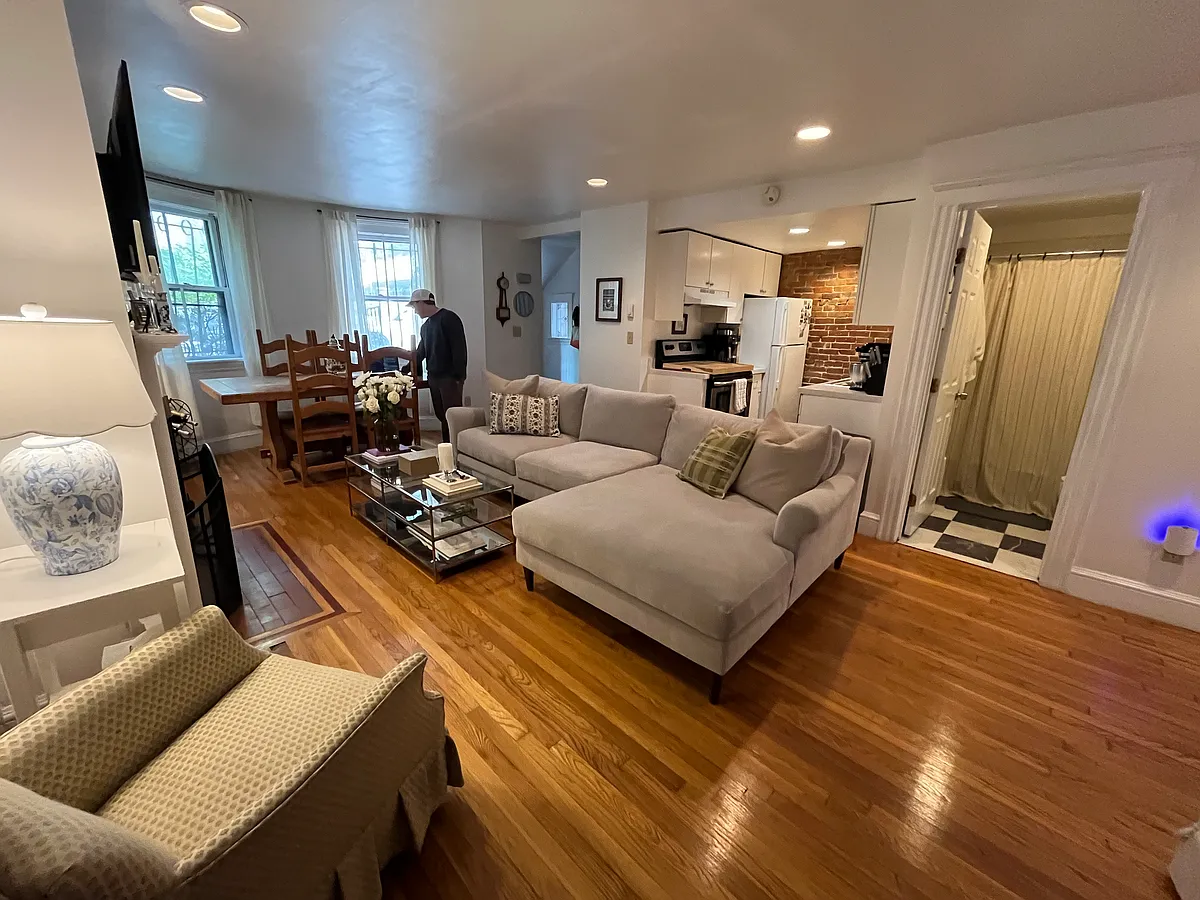 Building Photo - 74 E Brookline St #0