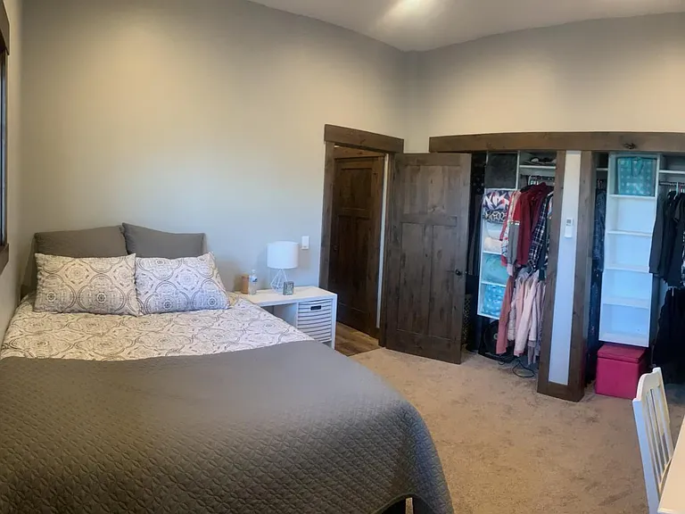 81 Estate Ln #B1 — Photo 7