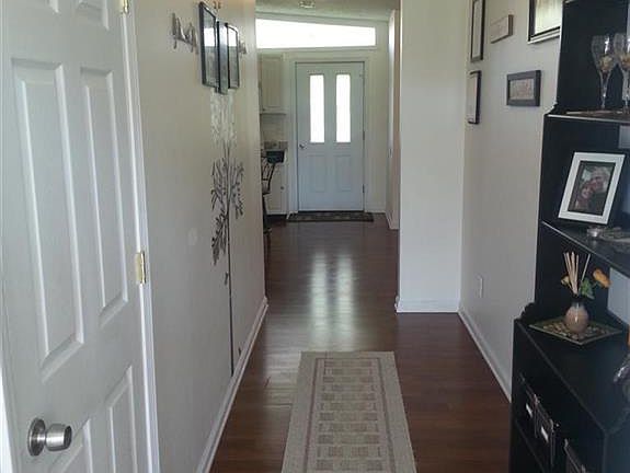2nd image of 4300 Antioch Dr