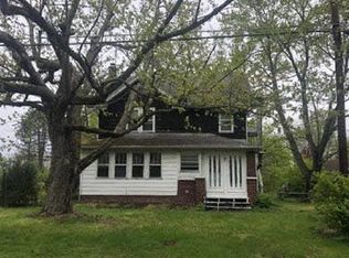 217 Swartz Rd, Akron, OH 44319