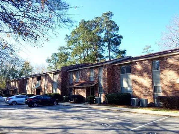 611 Andrea Ln, Hanahan, SC 29410