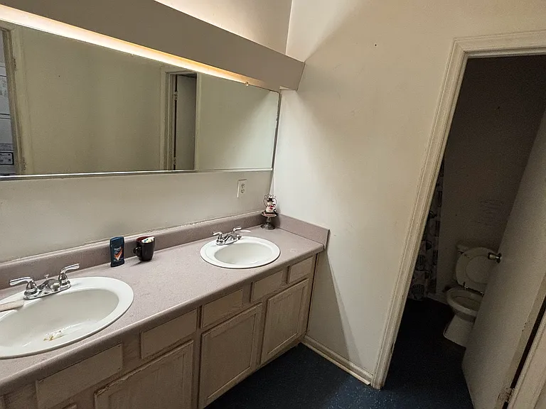 904 Merritt Dr #2 — Photo 11