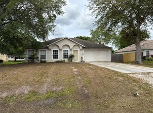 8755 103rd Ct, Vero Beach, FL 32967