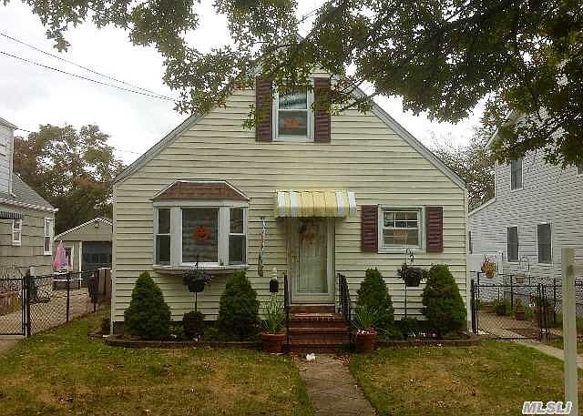 1st image of 232 William St