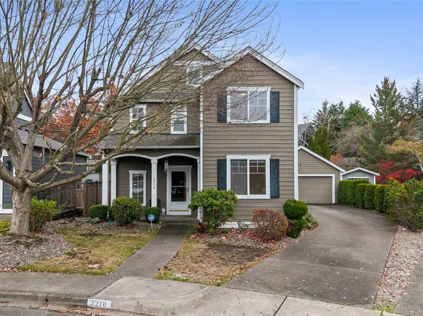 3218 Parkside Circle NE, Tacoma, WA 98422