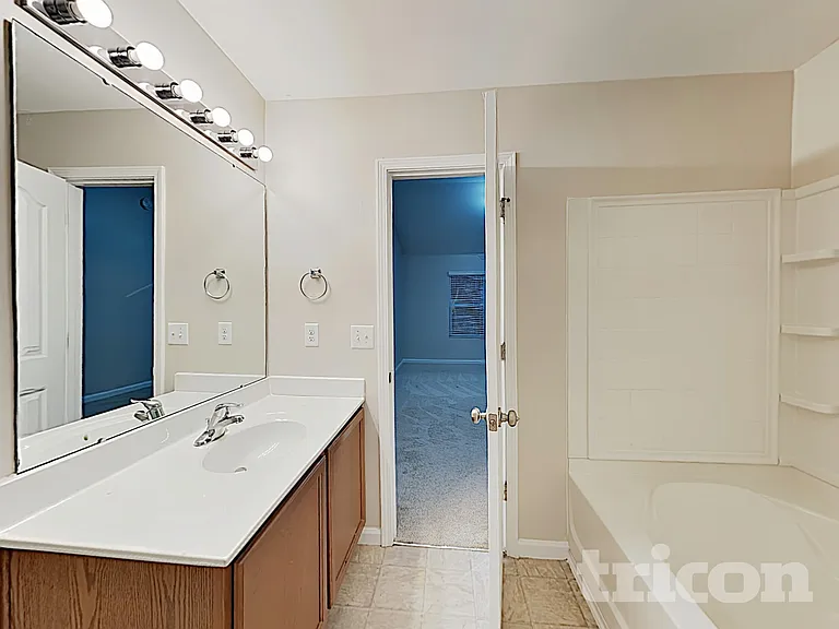 4740 Brewer Dr — Photo 13