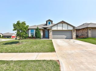 6721 NW 158th St, Edmond, OK 73013