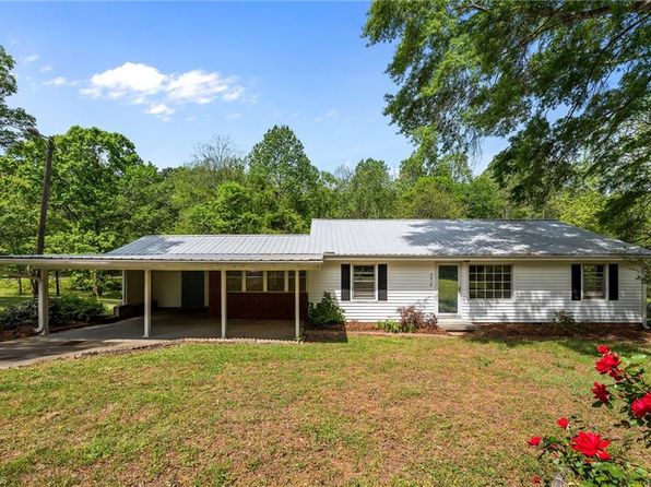 901D Gibson Rd, Mebane, NC 27302