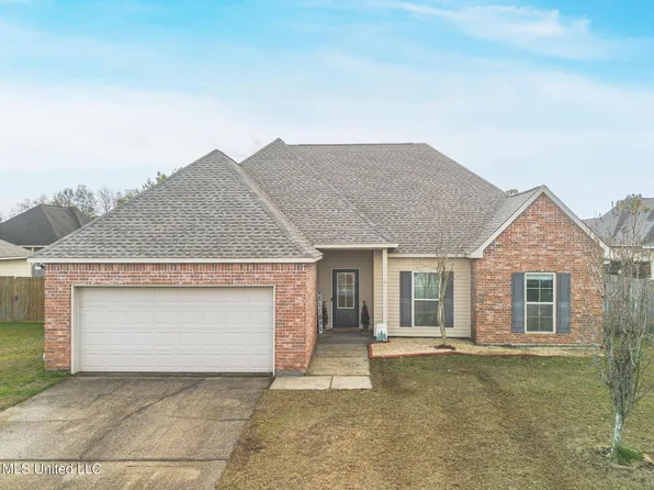 16951 Acron St, Gulfport, MS 39503