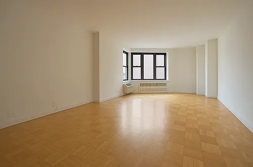 145 4th Ave #12E Photo 1