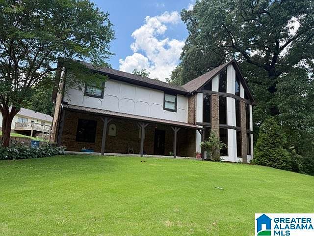 1st image of 1405 Woodward Cir
