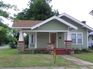 947 E Oak St, Cushing, OK 74023