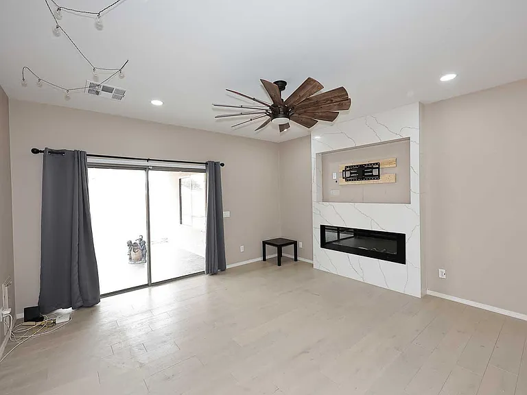 36950 W Mondragone Ln — Photo 19