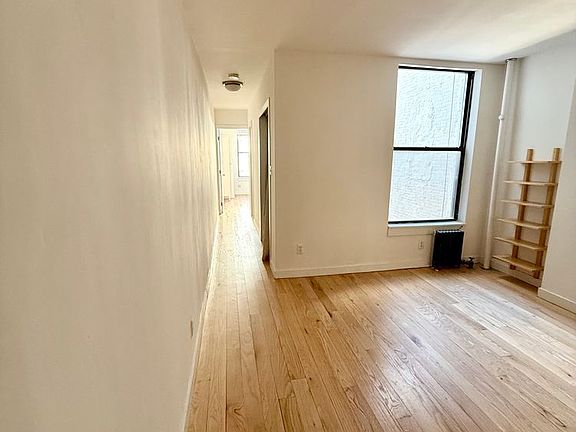 5th image of 245 W 115th St APT 16
