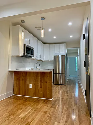 Rented by Suzuki Capital LLC | media 2