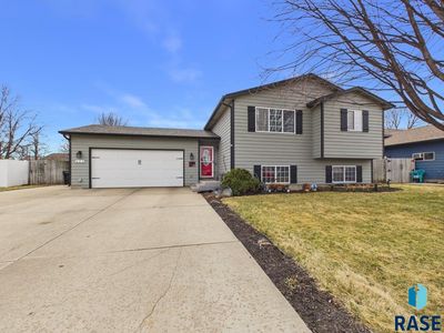 115 W Carroll St, Tea, SD, 57064
