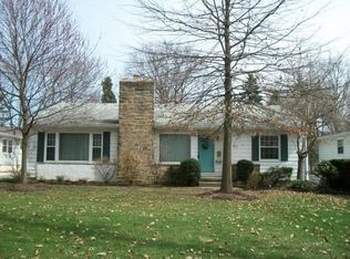 263 Sand Run Rd, Akron, OH 44313