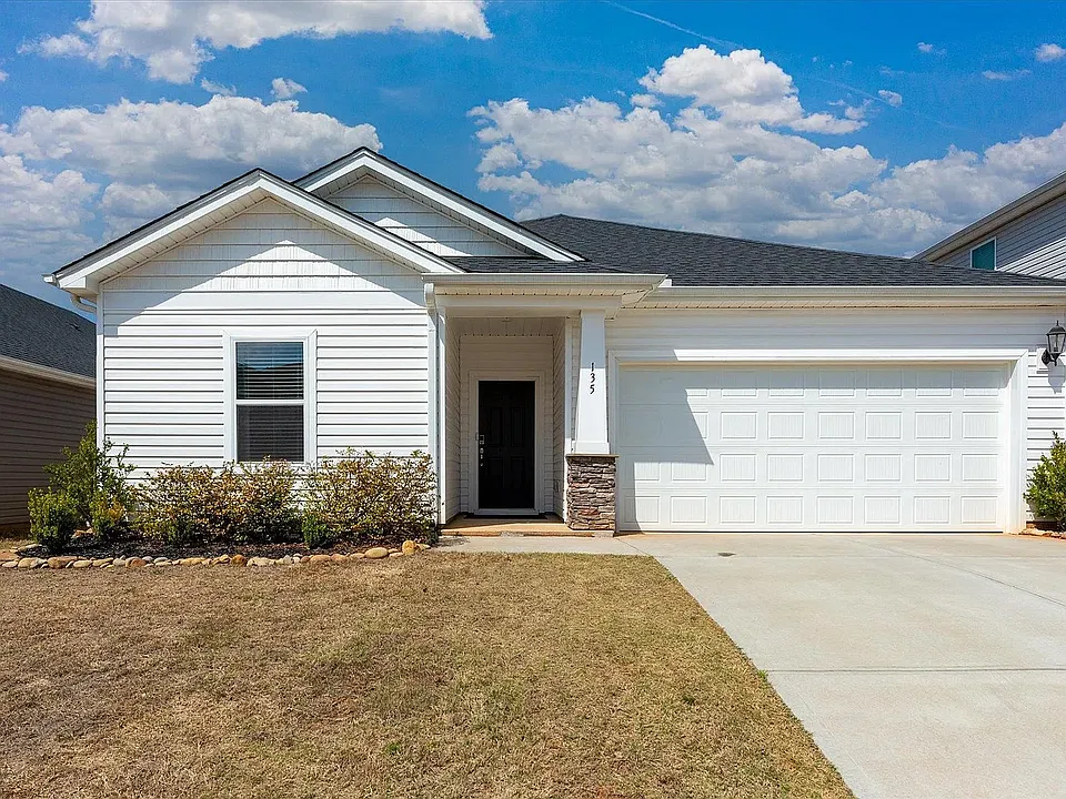 135 Lavinia Cir
