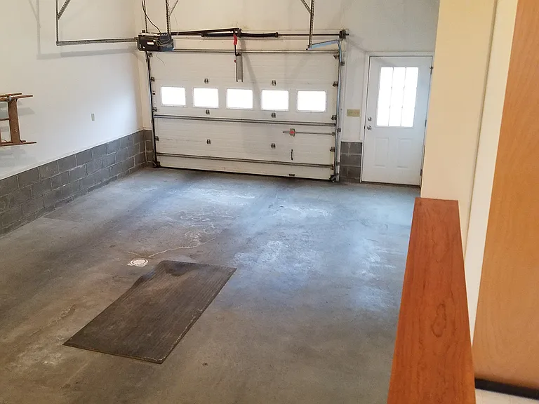 16 Sunset West Cir — Photo 7