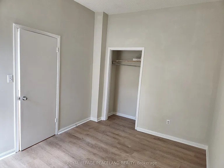556 Spadina Cres #5 — Photo 9