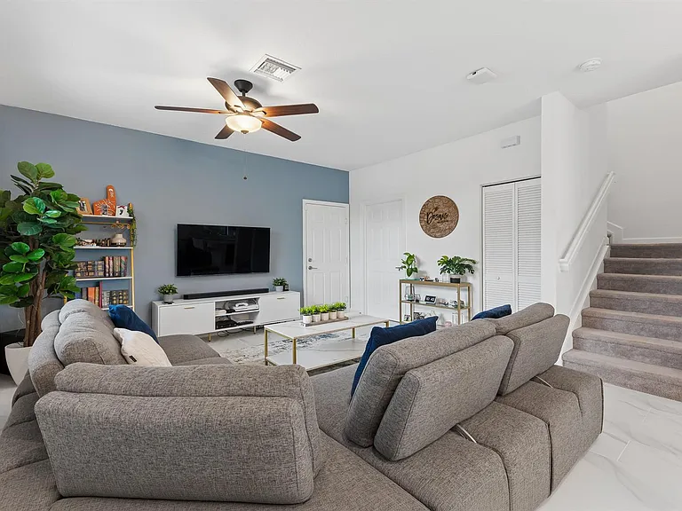 4622 Belgian Ln — Photo 15