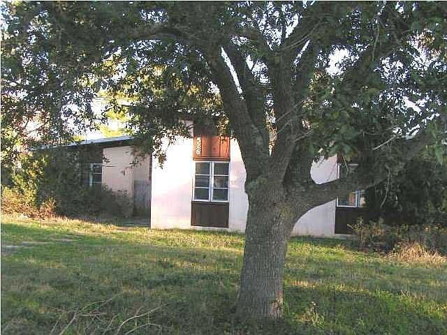 2nd image of 526 Buchanan Dr