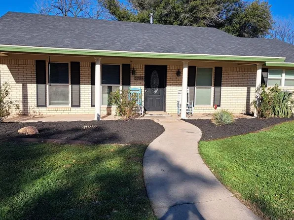 2738 Chimney Rock Ln, San Angelo, TX 76904