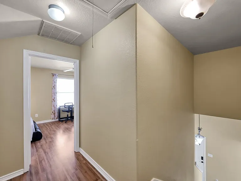 125 Pine Mdws — Photo 32