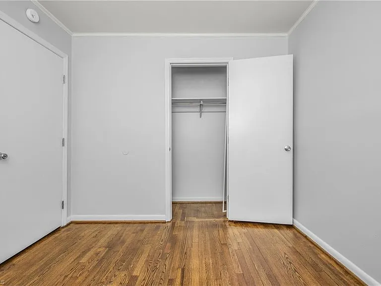 Bedroom 3 - closet and door to hallway