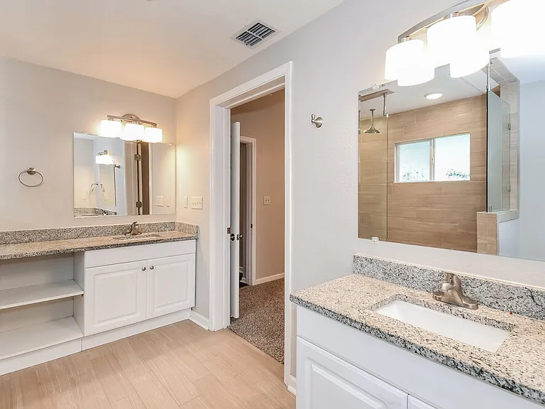 8109 Grampell Dr — Photo 10