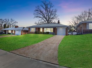 9140 Shadydale Dr, Saint Louis, MO 63136