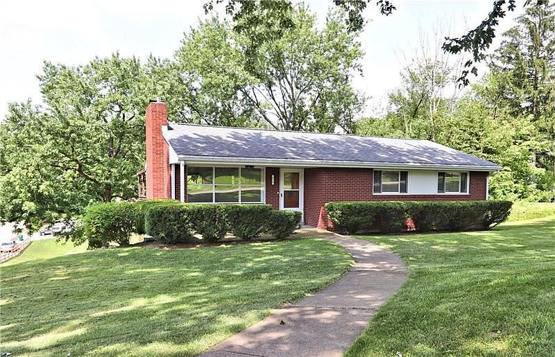 1st image of 114 Indian Dr