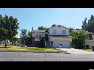 1013 W 1640 N, Clinton, UT 84015