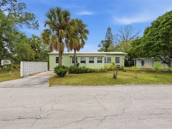 104 52nd Avenue Plz W, Bradenton, FL 34207