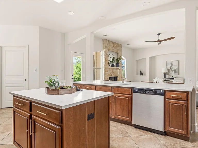 1432 Tom Sawyer Rd — Photo 16