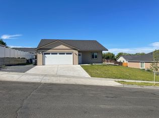 1330 W Bonneville St, Moses Lake, WA 98837