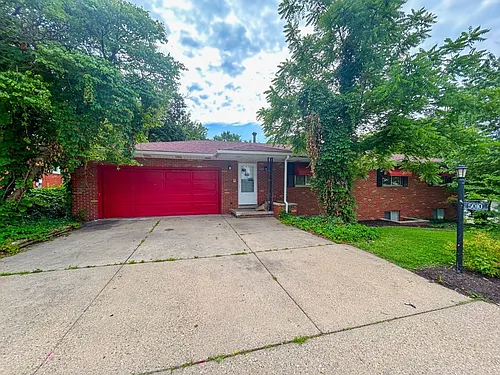 5010 N Sheridan Road Photo 1