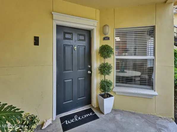 1800 THE GREENS Way #107, Jacksonville Beach, FL 32250