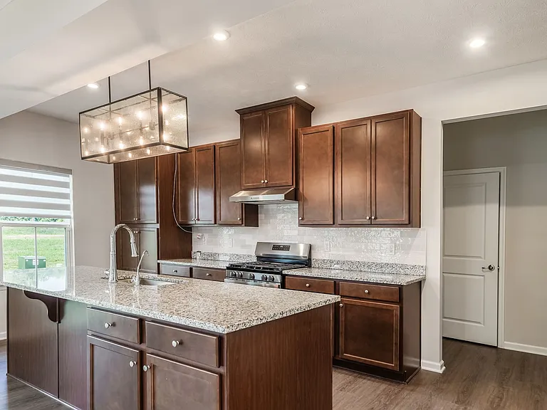 486 Alicia Kelton Dr — Photo 8