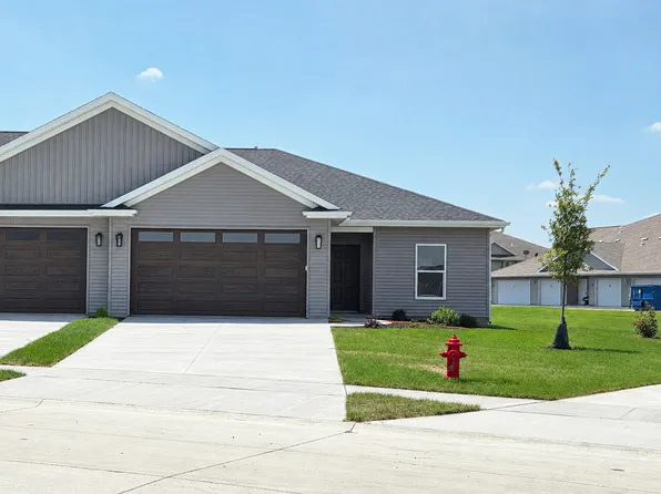 301 E Donahue St, Eldridge, IA 52748