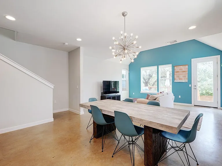 3108 Aldwyche Dr — Photo 5