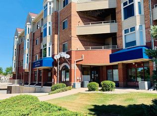 301 Harbour Town Dr APT 306, Madison, WI 53717