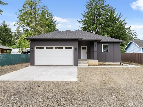 811 Vagabond Avenue, Ocean Shores, WA 98569