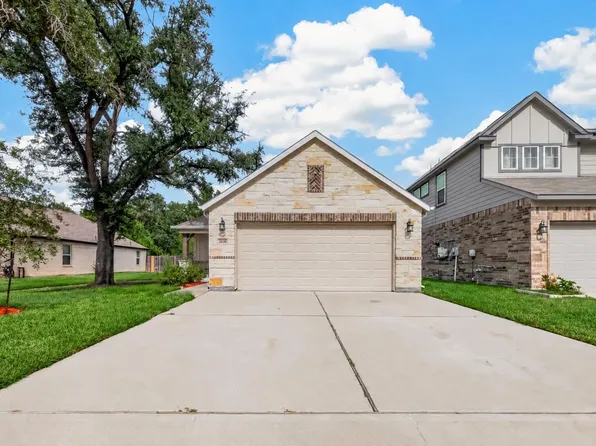11638 Colossal Oak Dr, Houston, TX 77066