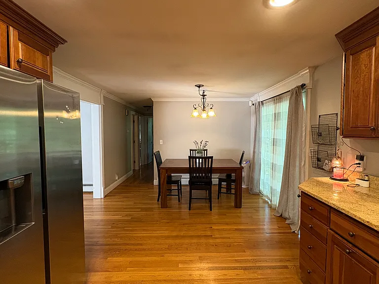 76 Lafayette Dr — Photo 6