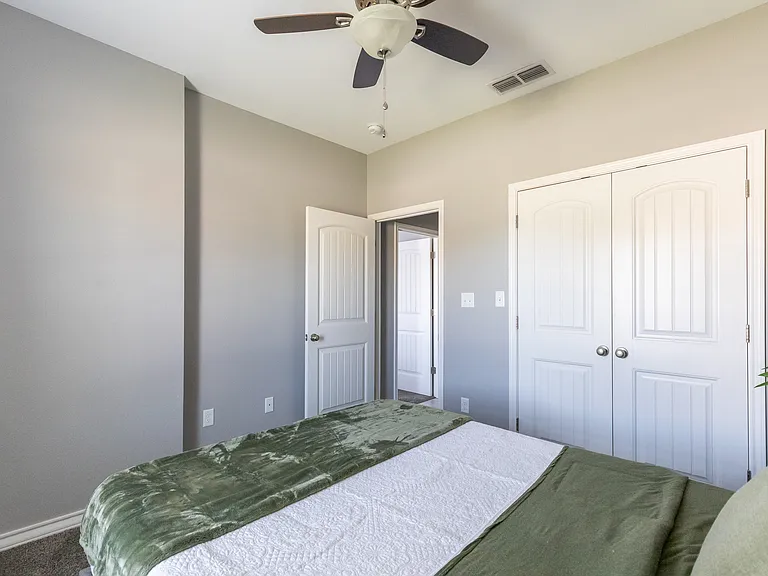 3126 Oakley St — Photo 20
