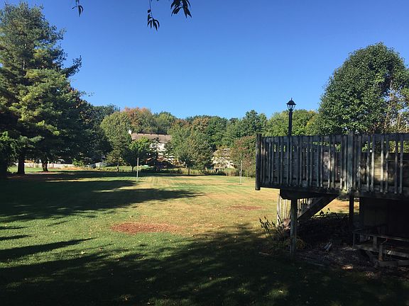 2nd image of 7375 Pheasant Run Dr